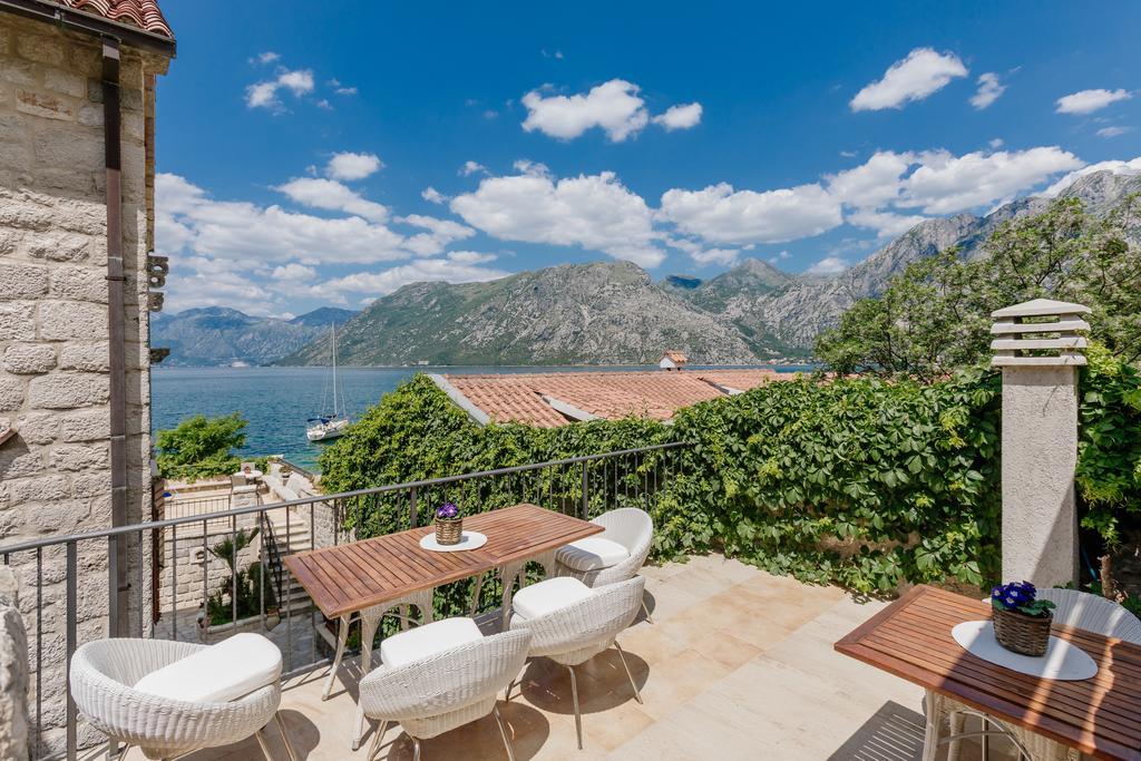 Villa Luxury Stone On The Sea With Private Pool And View โกตอร์ ภายนอก รูปภาพ