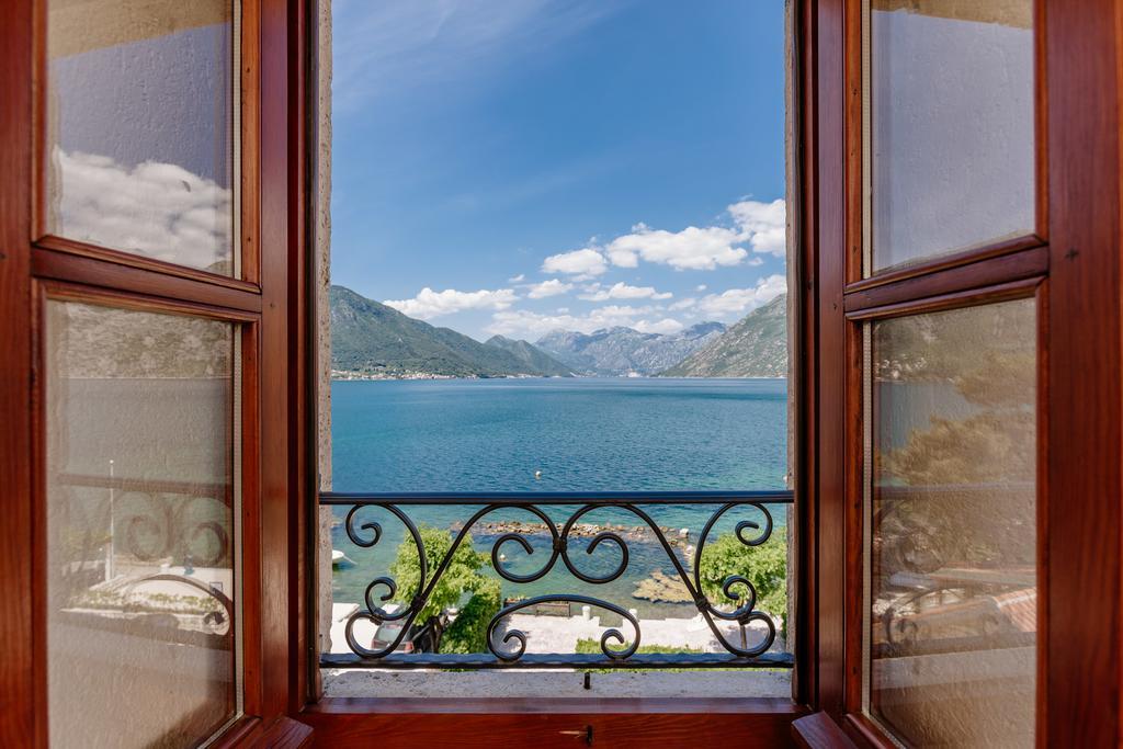 Villa Luxury Stone On The Sea With Private Pool And View โกตอร์ ภายนอก รูปภาพ