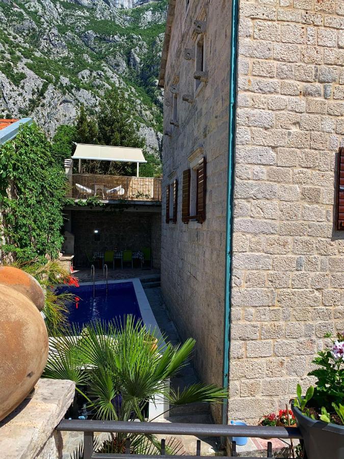 Villa Luxury Stone On The Sea With Private Pool And View โกตอร์ ภายนอก รูปภาพ